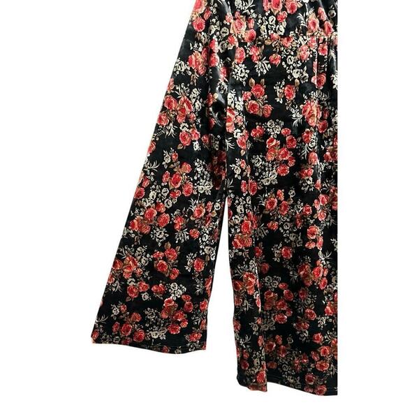 Suzanne Betro Black Floral Velvet Tunic Top Women’s Size L Whimsygoth Romantic - Picture 3 of 7